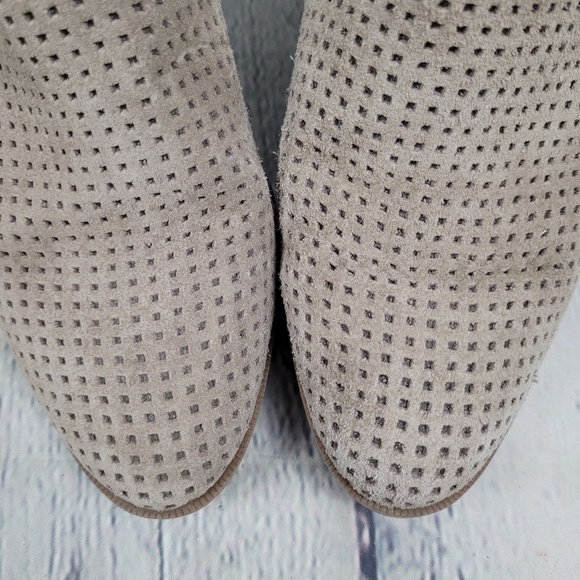 FRANCO SARTO | Dale 2 perforated suede leather heeled ankle booties boots - Picture 5 of 10